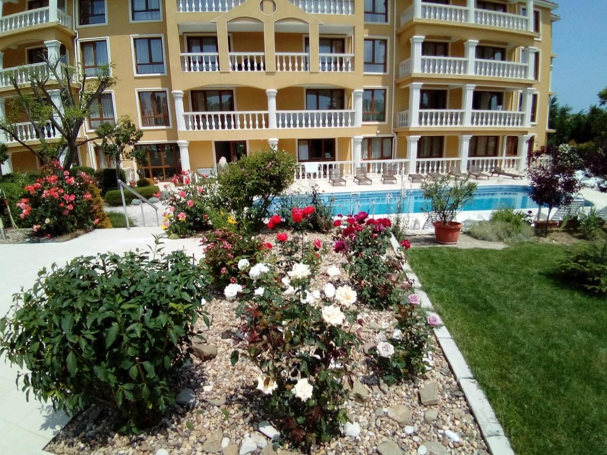 Byala Palace Apartments 외부 사진